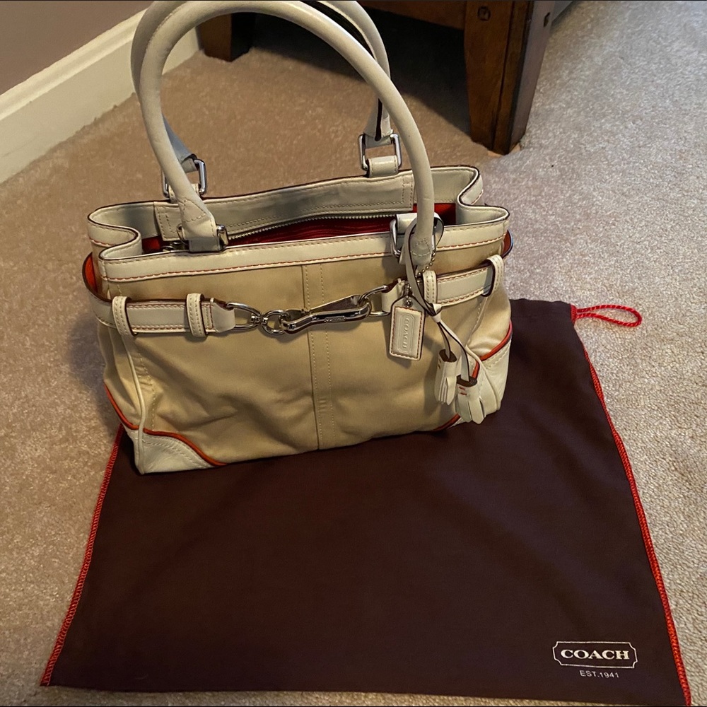 Coach summer handbag